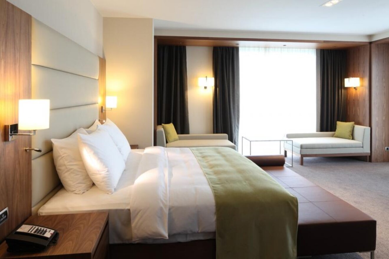 202111195236747_20137111502968_shutterstock_123035896